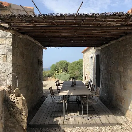 Borgo Lianti Sardegna בית נופש