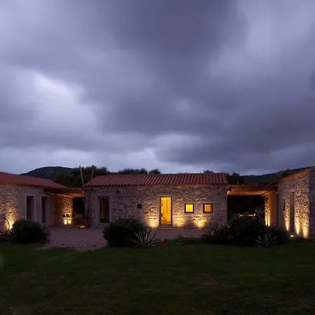 בית נופש Borgo Lianti Sardegna *